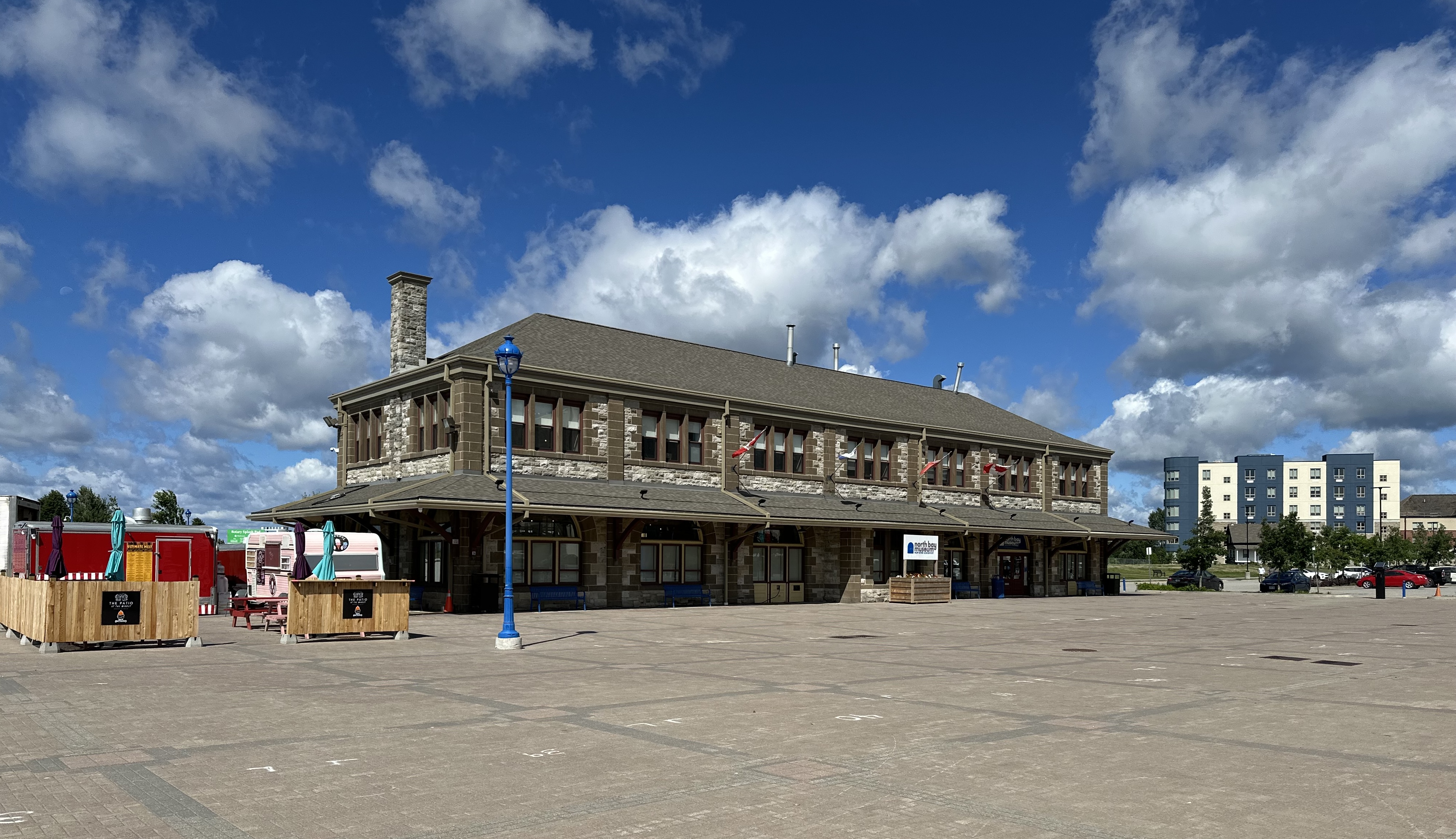 Le Musée de North Bay en été.