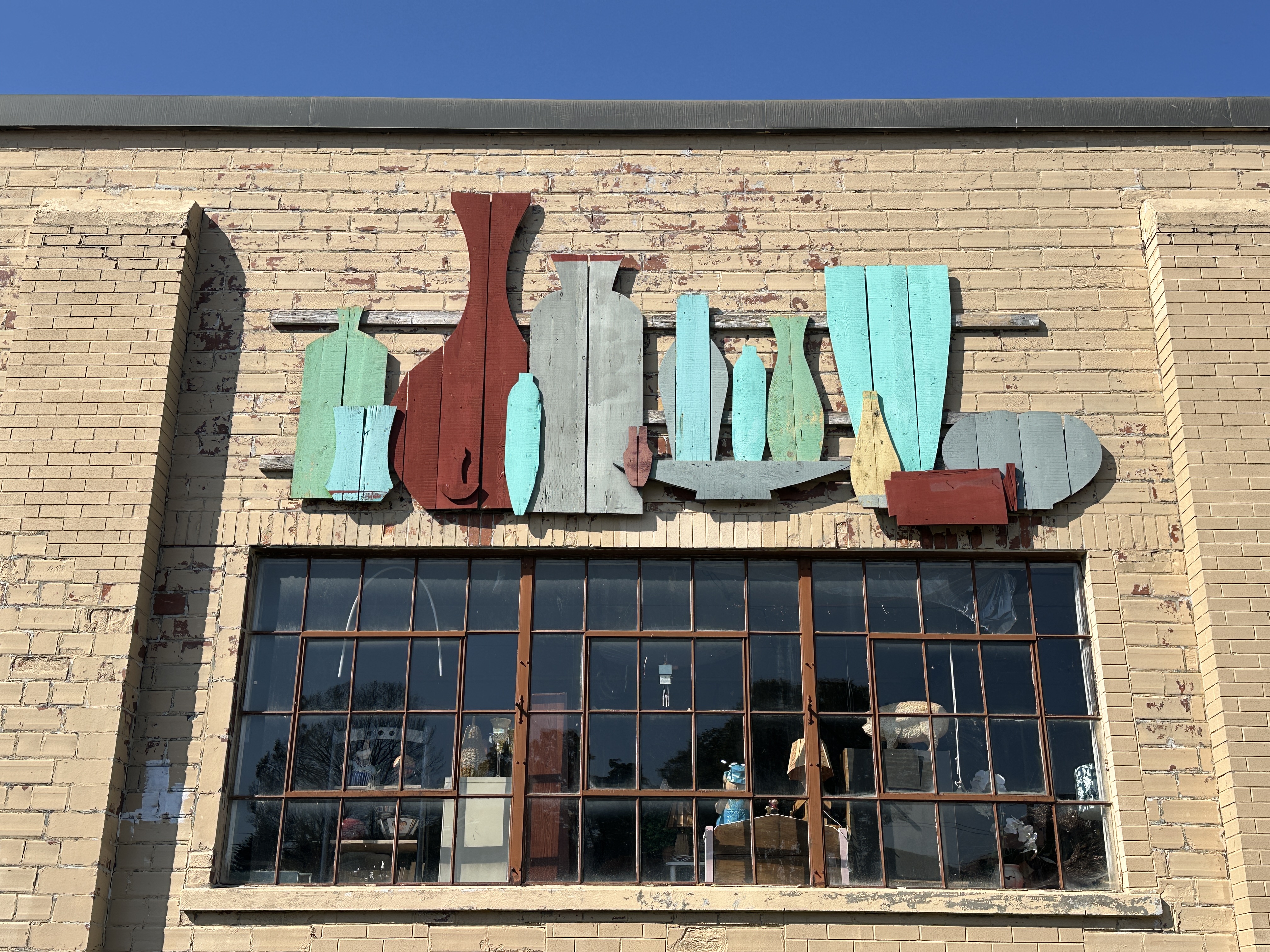 L'extérieur de la boutique The Ole Warehouse