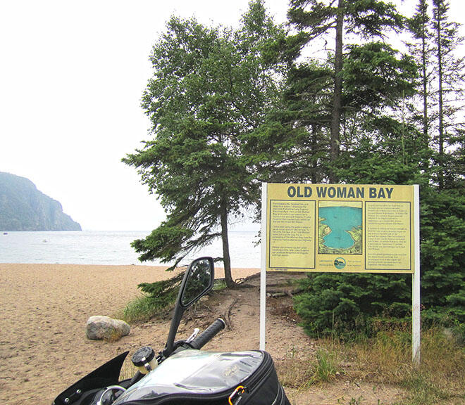 VG-NorthShore-WomanBay LakeSuperior