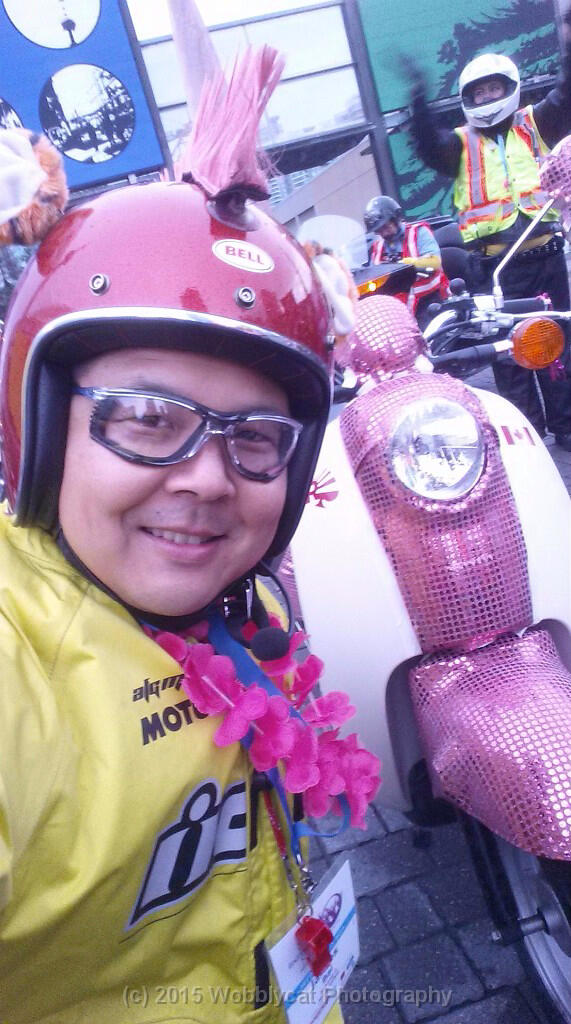 Pink scooter1