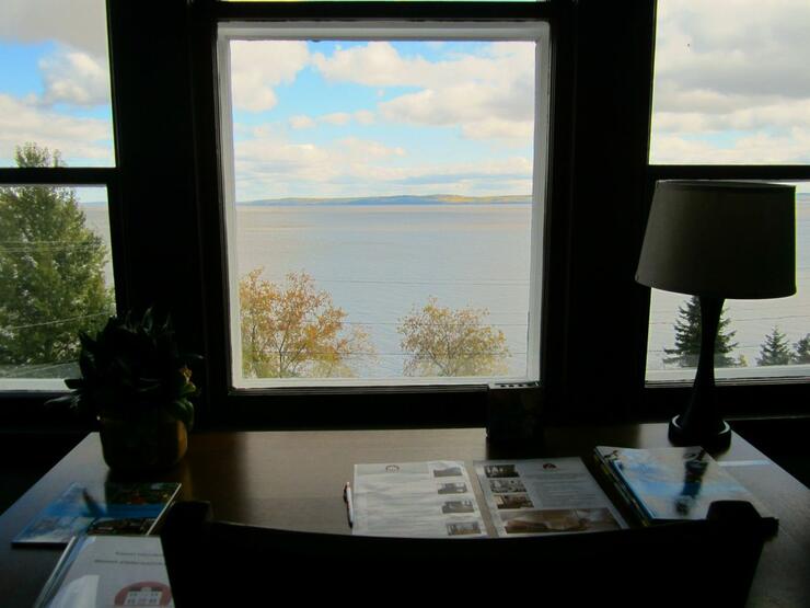 Presidents Suites2 - Carpenter