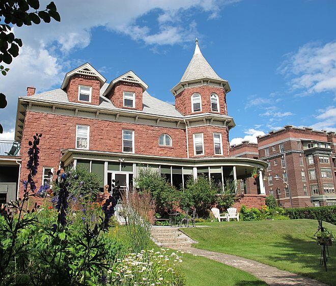 mcvicor front