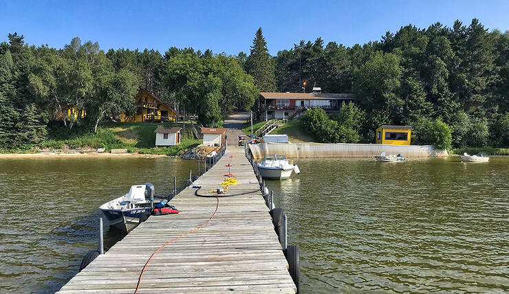 Dock
