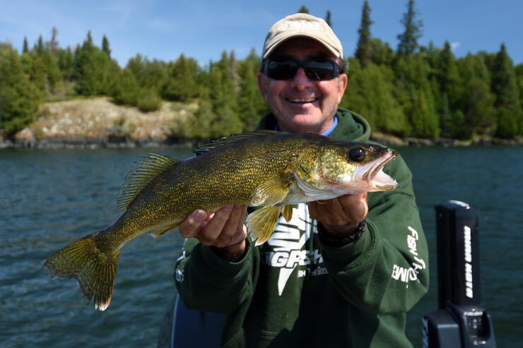 walleye-fishing